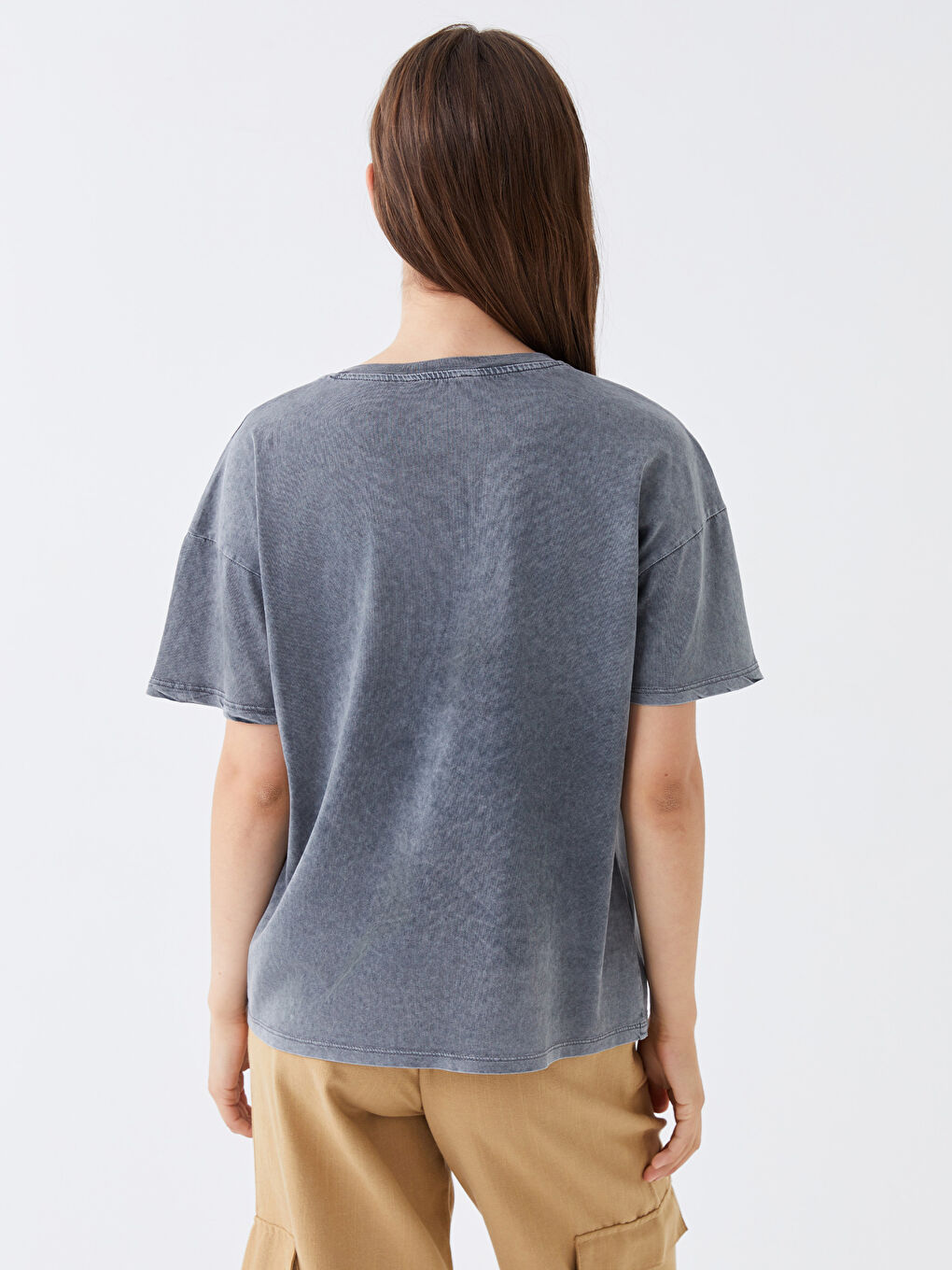 Antrasit Bisiklet Yaka Baskılı Kısa Kollu Kadın Tişört-4