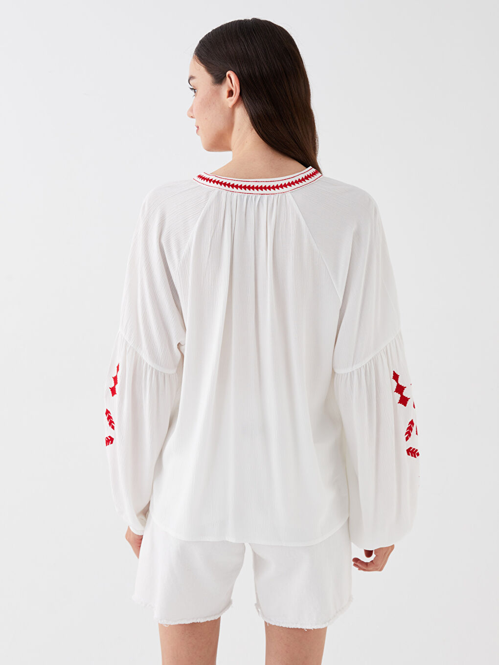 LCW Vision Bound Collar Embroidered Long Sleeve Oversize Women's Blouse -S3HN20Z8-V49