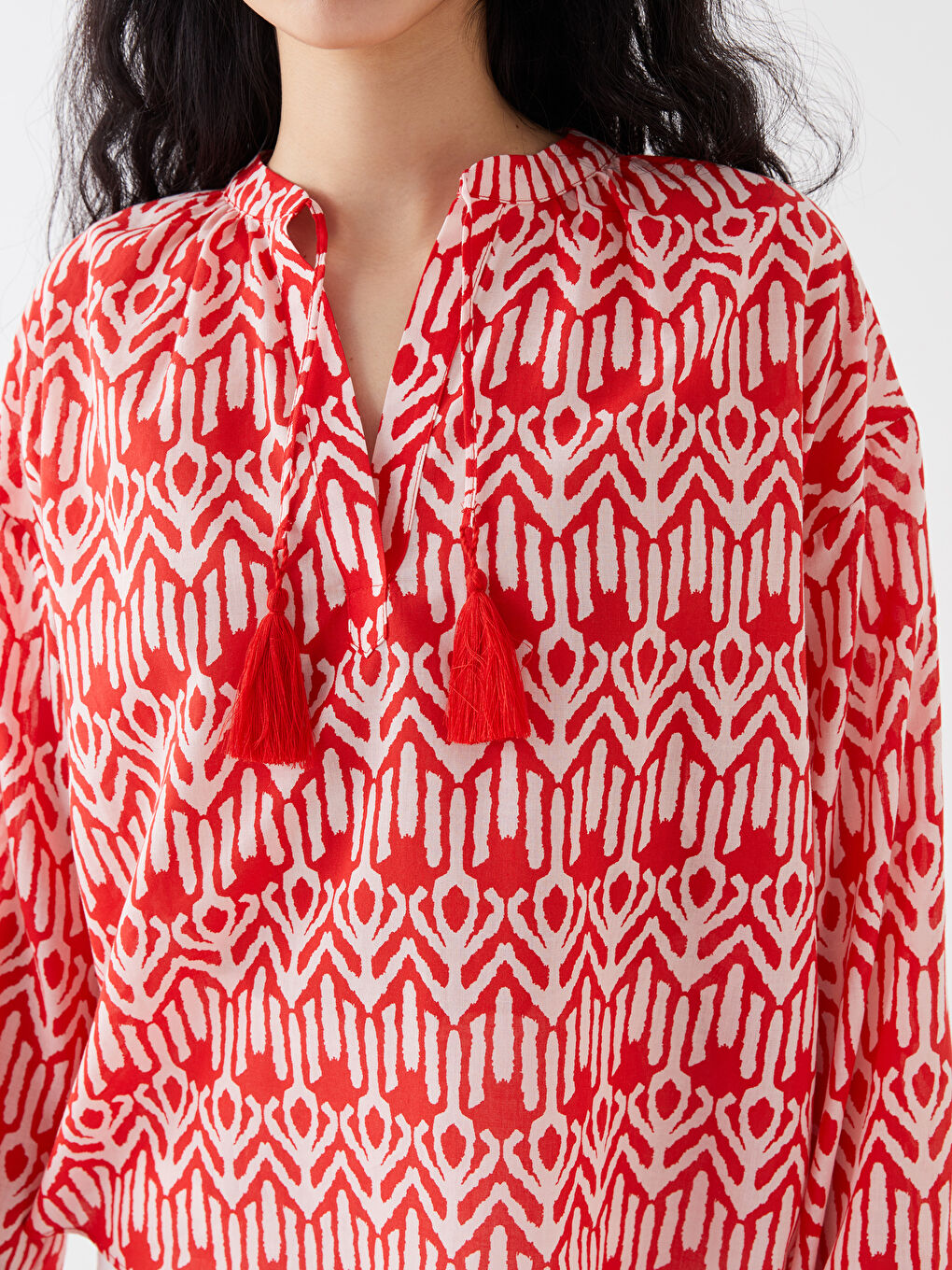 Әйелдерге арналған байламалы жаға өрнексіз ұзын жең оверсайз блузка-3