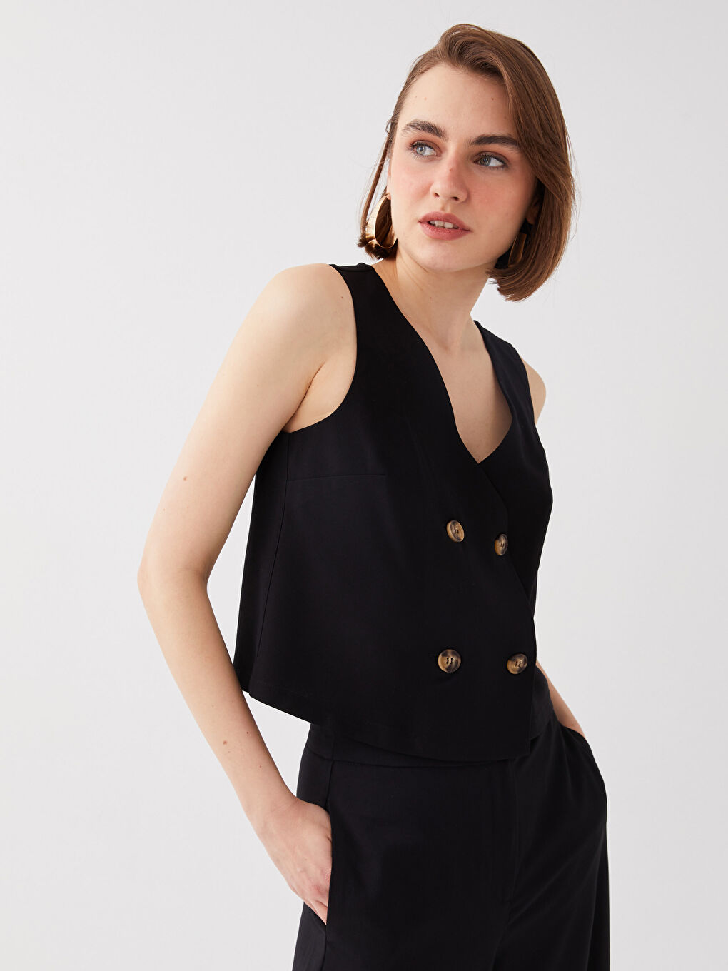 Siyah Kruvaze Yaka Düz Crop Kadın Bluz-1