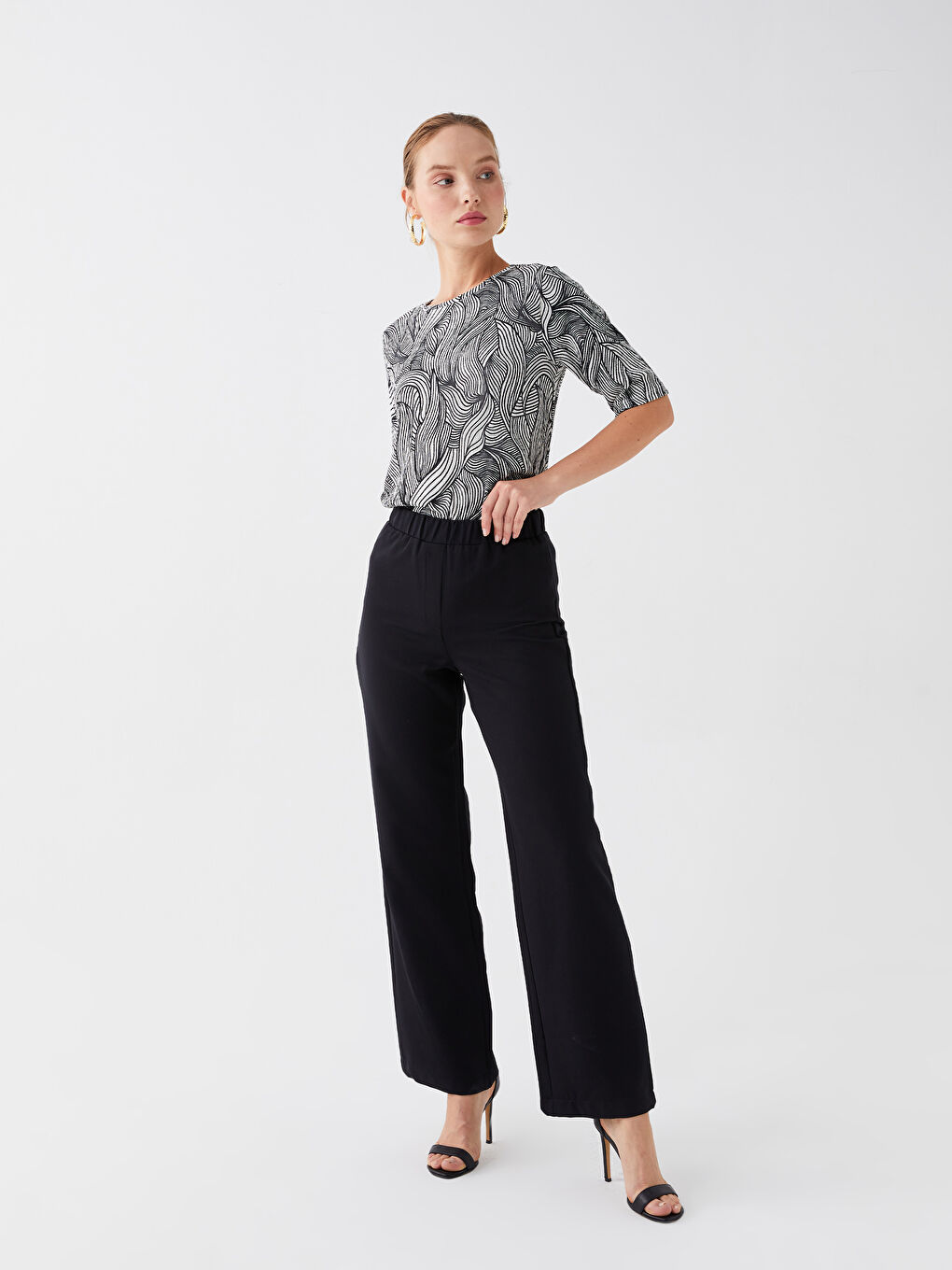 LCWAIKIKI Basic Siyah Beli Lastikli Standart Fit Kadın Pantolon