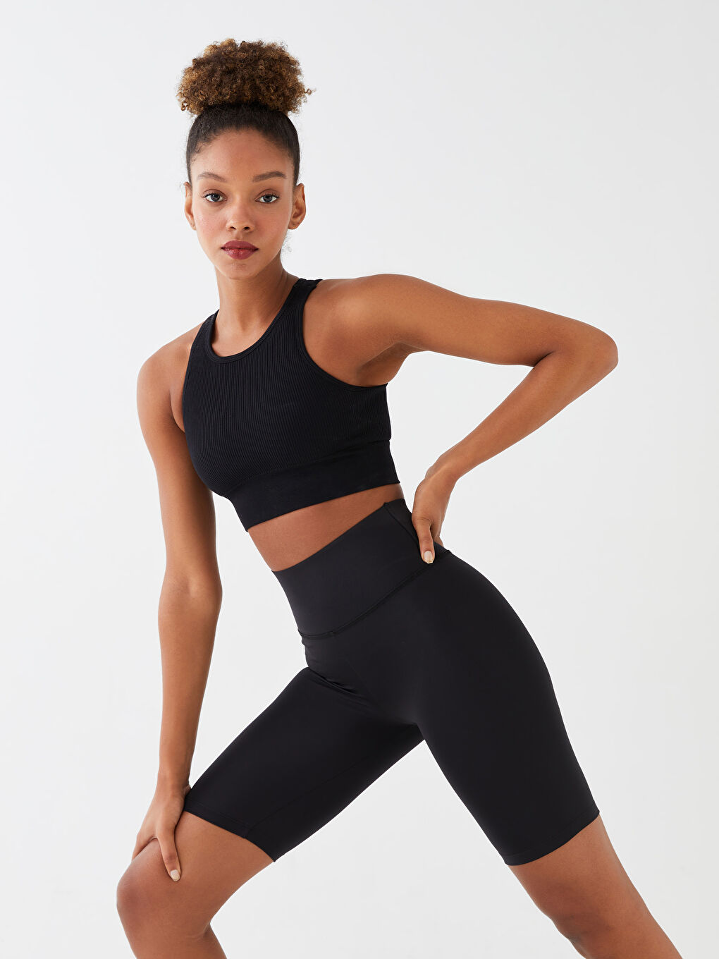 Siyah Beli Lastikli Kadın Spor Tayt