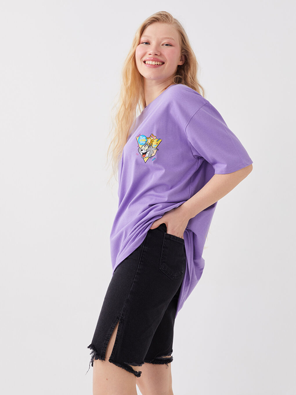 LCW Vision Crew Neck Tom & Jerry Printed Oversize Women's T-Shirt -S3HP15Z8-GPZ