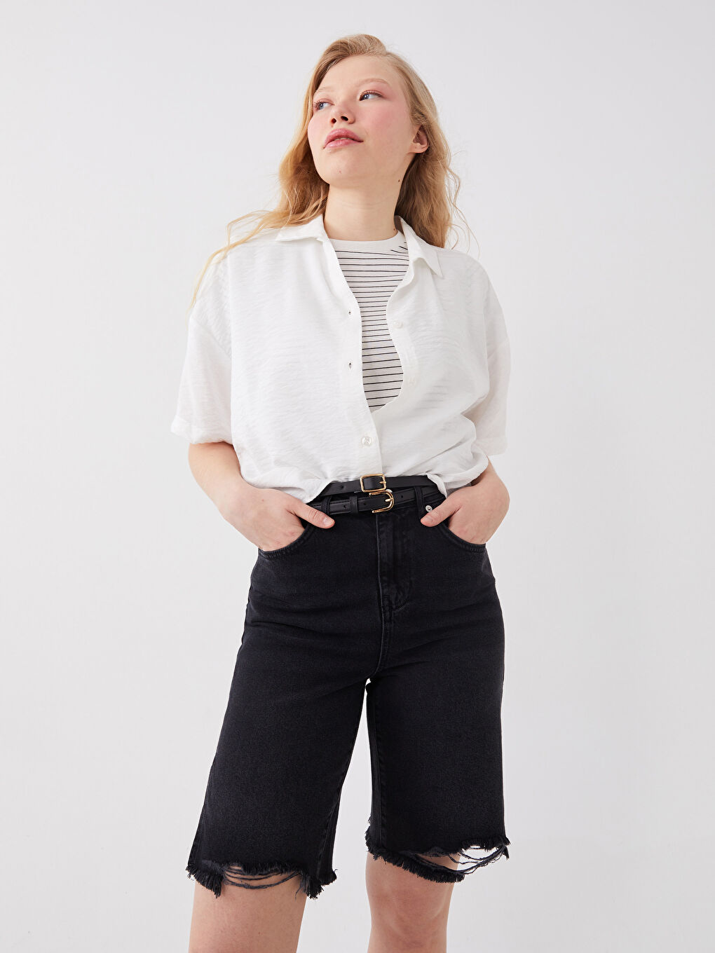 Beyaz Düz Kısa Kollu Oversize Poplin Kadın Gömlek-1