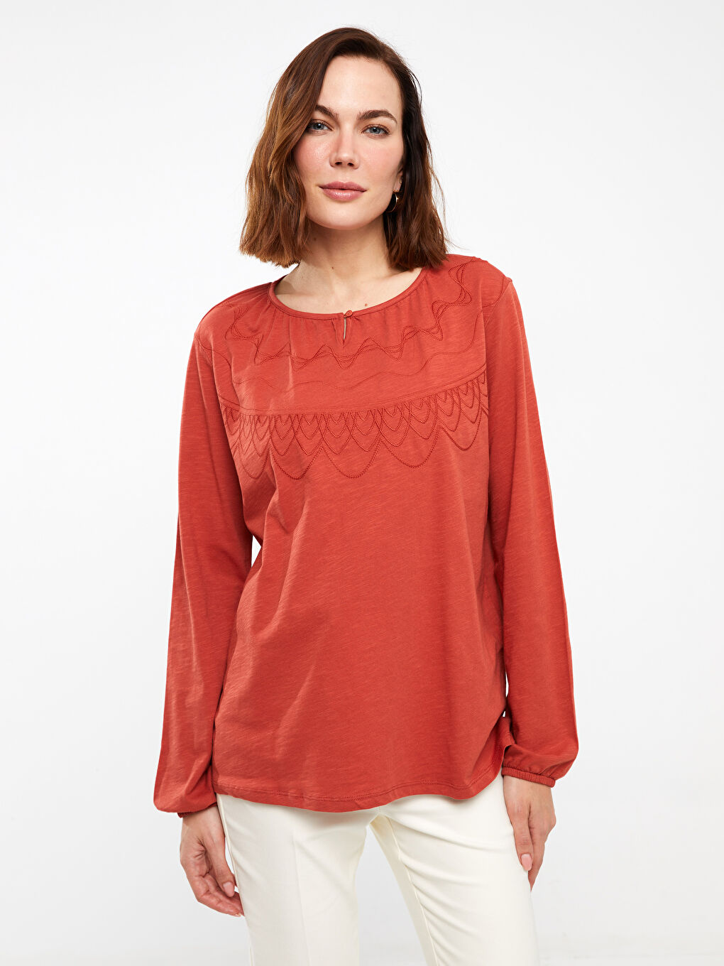 Turuncu Bisiklet Yaka Nakışlı Uzun Kollu Kadın Bluz-2