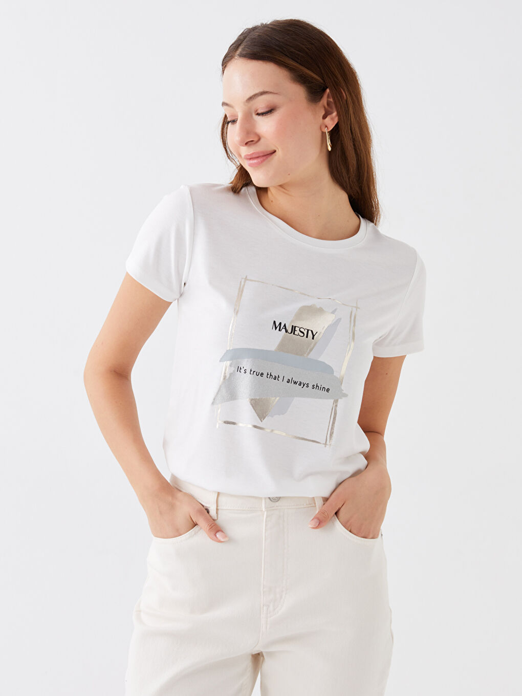 Ekru Bisiklet Yaka Baskılı Kısa Kollu Kadın Tişört