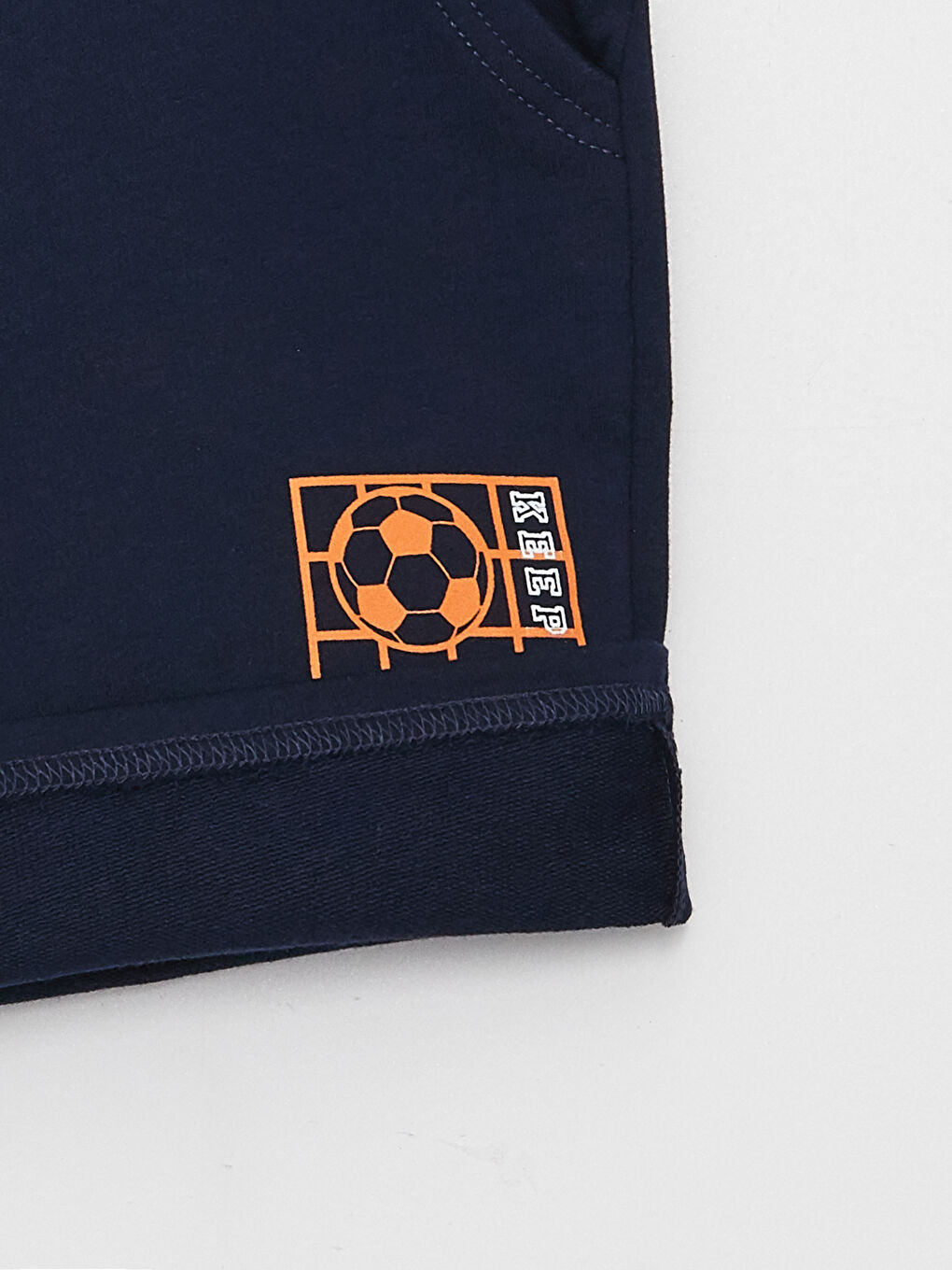 شورت للأولاد مطبوع بخصر مرن-2