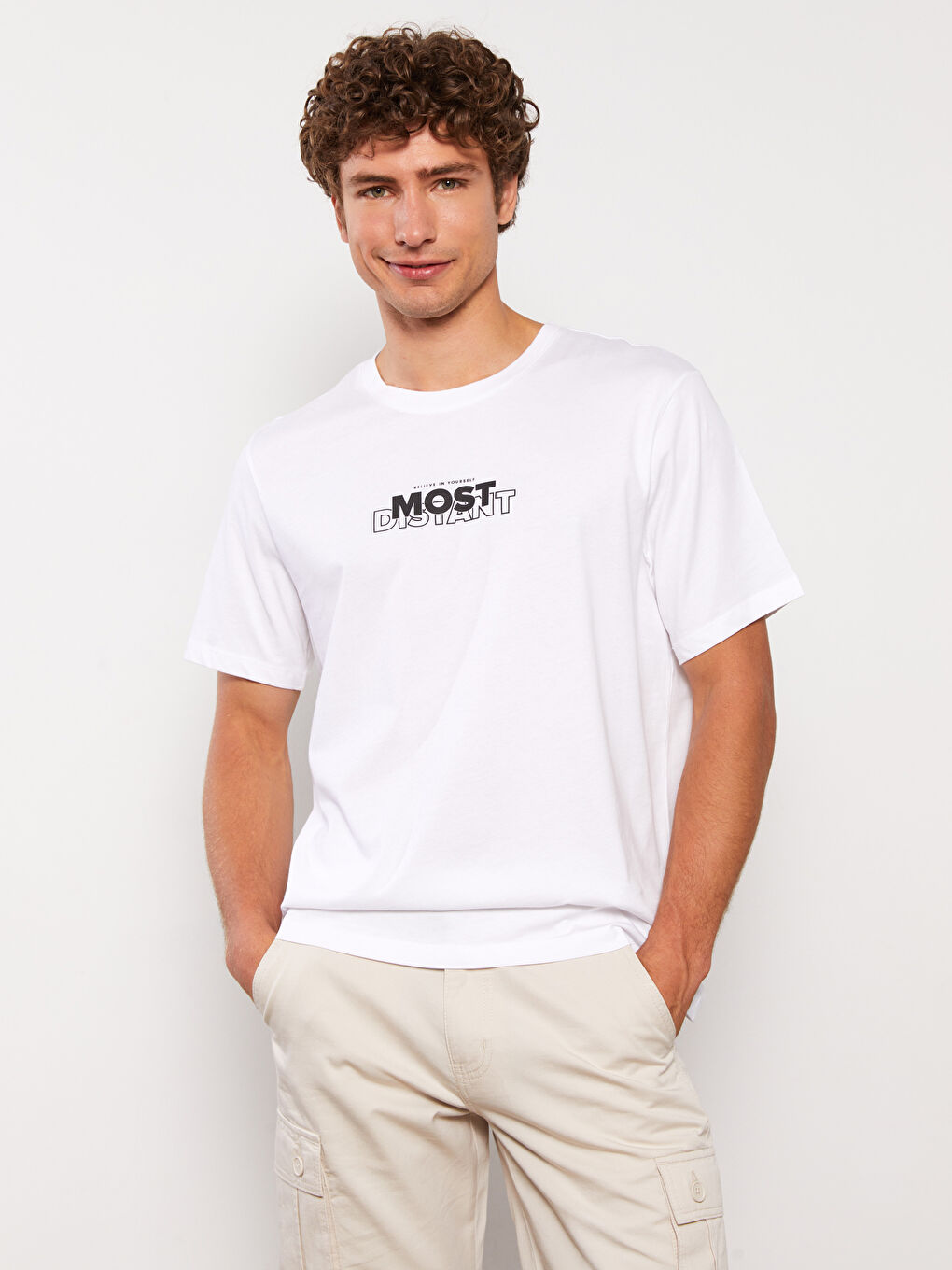 Beyaz Bisiklet Yaka Kısa Kollu Baskılı Penye Erkek Tişört