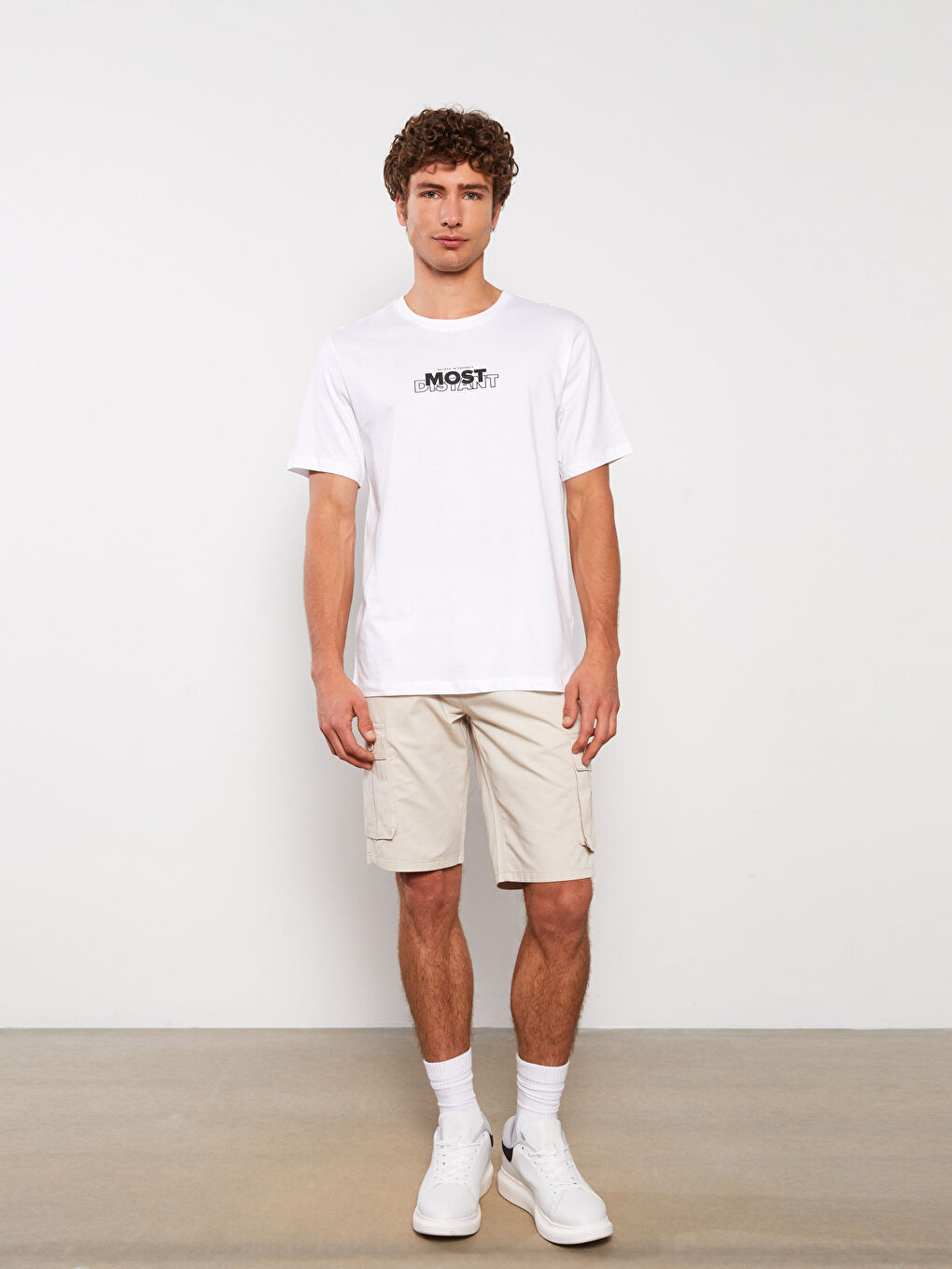 Beyaz Bisiklet Yaka Kısa Kollu Baskılı Penye Erkek Tişört-1