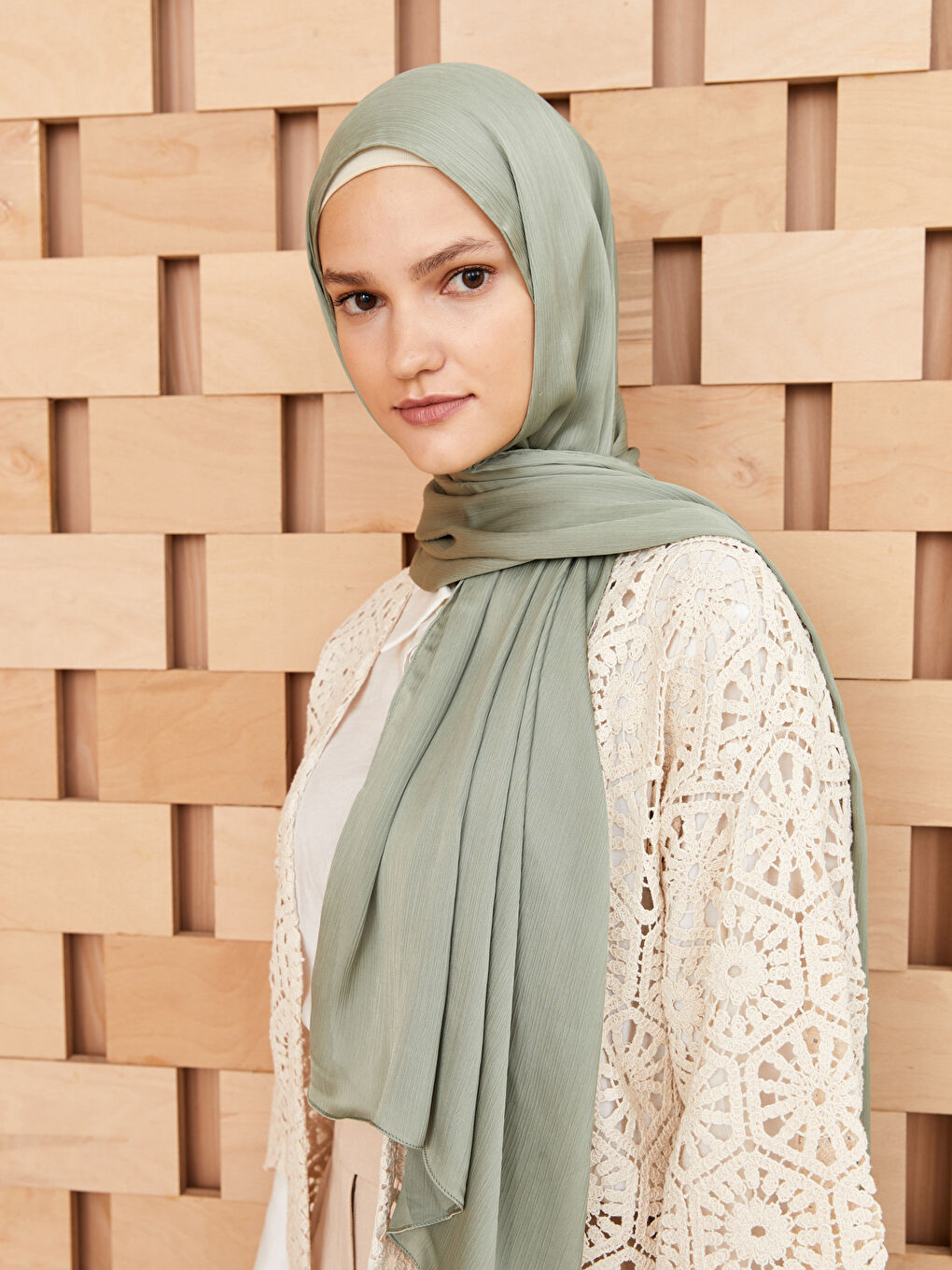 Women's Woven Scarf-1