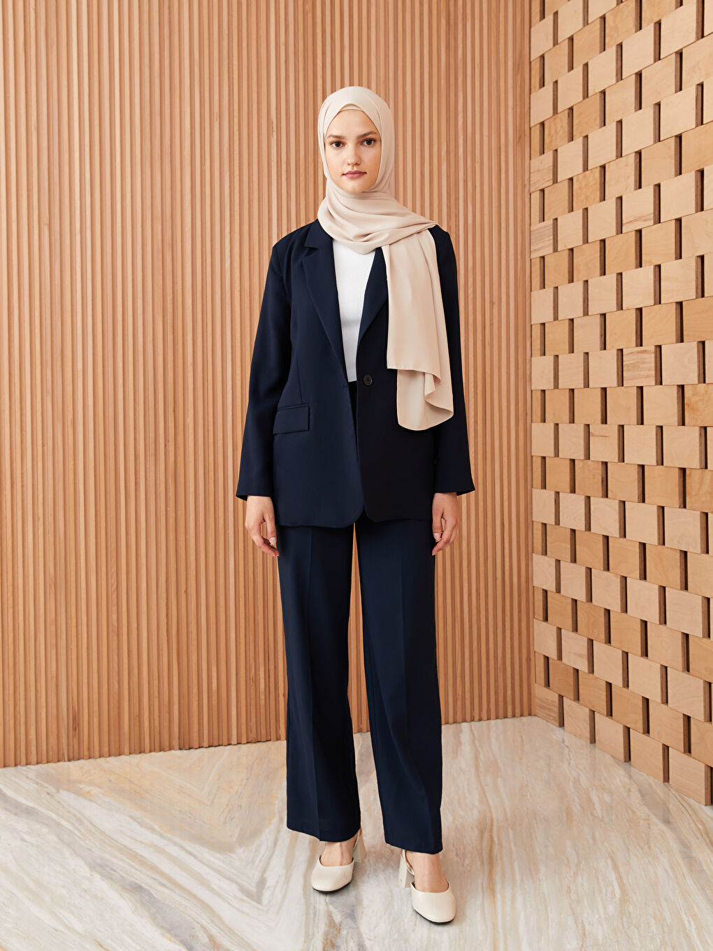 وشاح منسوج للسيدات-2