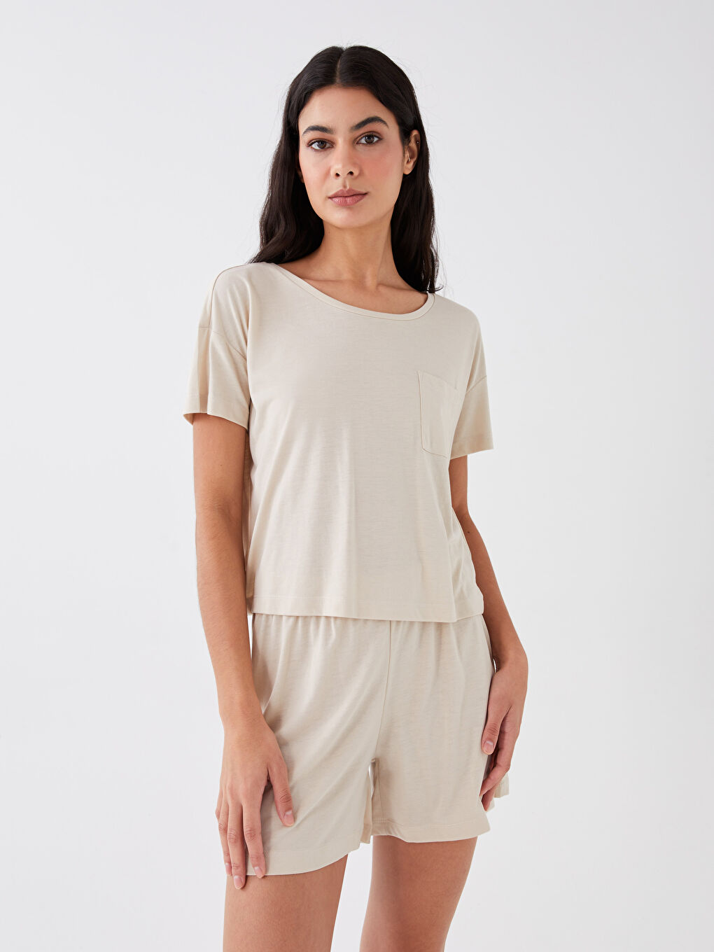 Bej Bisiklet Yaka Düz Kısa Kollu Kadın Şortlu Pijama Takımı-1