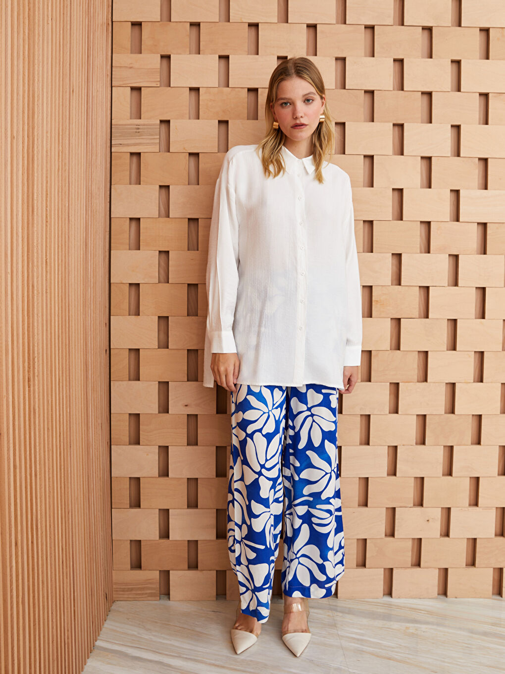 Beyaz Düz Uzun Kollu Oversize Kadın Gömlek Tunik-2