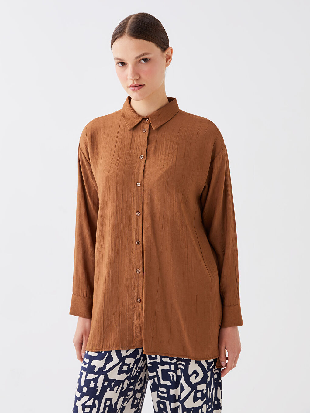 Kahverengi Düz Uzun Kollu Oversize Kadın Gömlek Tunik