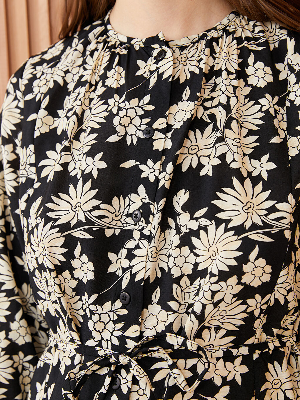 Tunique à Col Rond Florale à Manches Longues pour Femmes-3