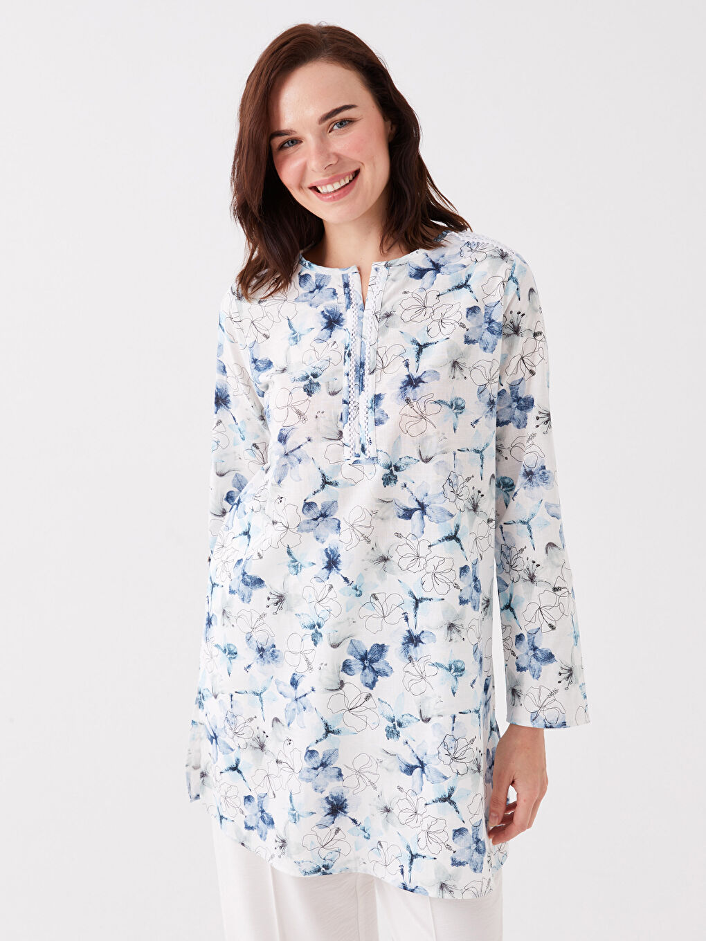 Ekru Kaçık Yaka Çiçekli Uzun Kollu Kadın Tunik-1