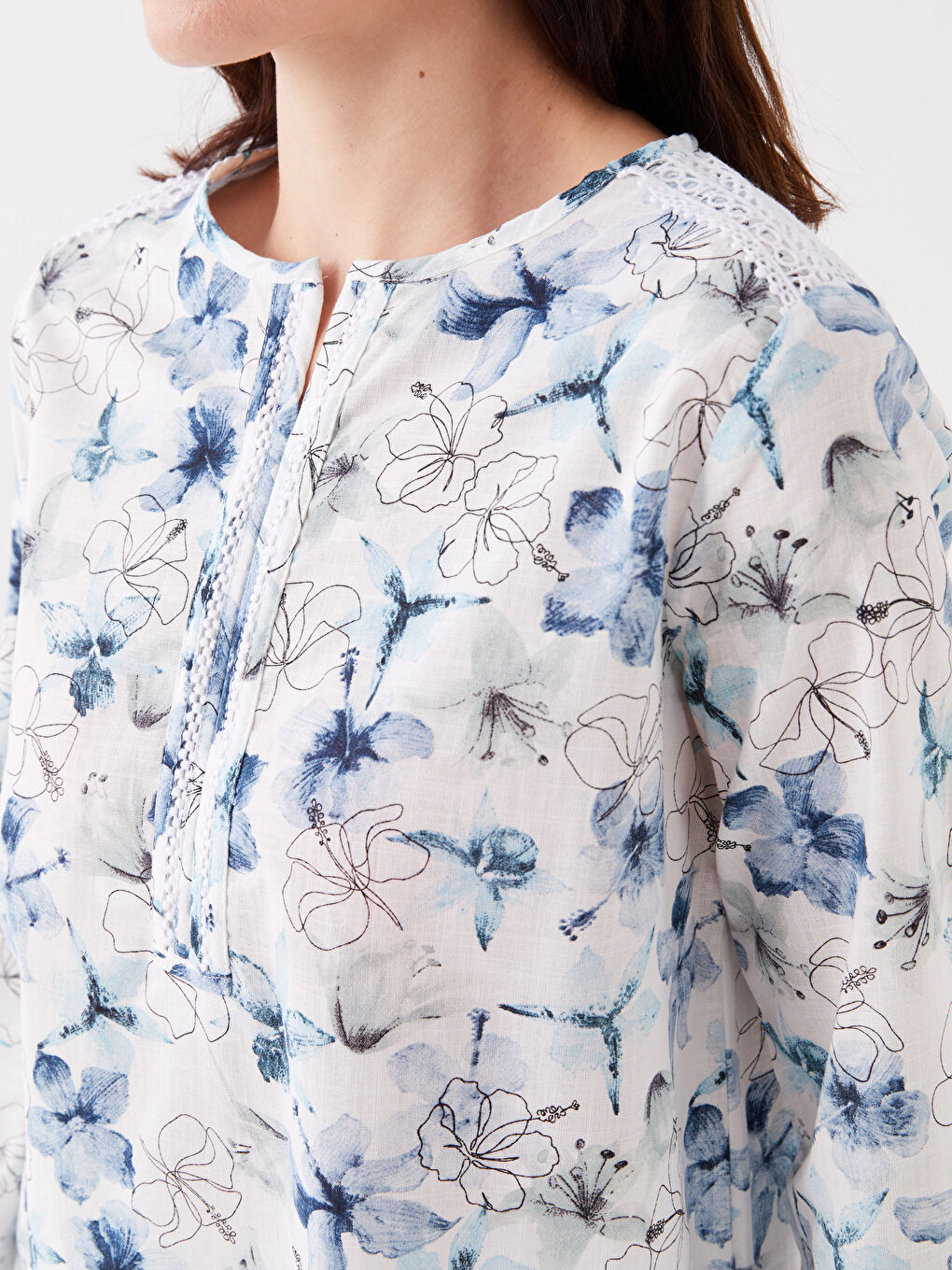 Ekru Kaçık Yaka Çiçekli Uzun Kollu Kadın Tunik-2