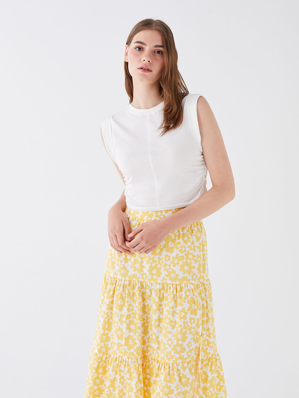 Ekru Bisiklet Yaka Düz Crop Kadın Atlet