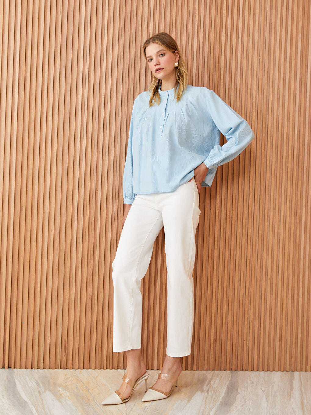 Mavi Hakim Yaka Düz Uzun Kollu Oversize Krinkle Kadın Bluz-1