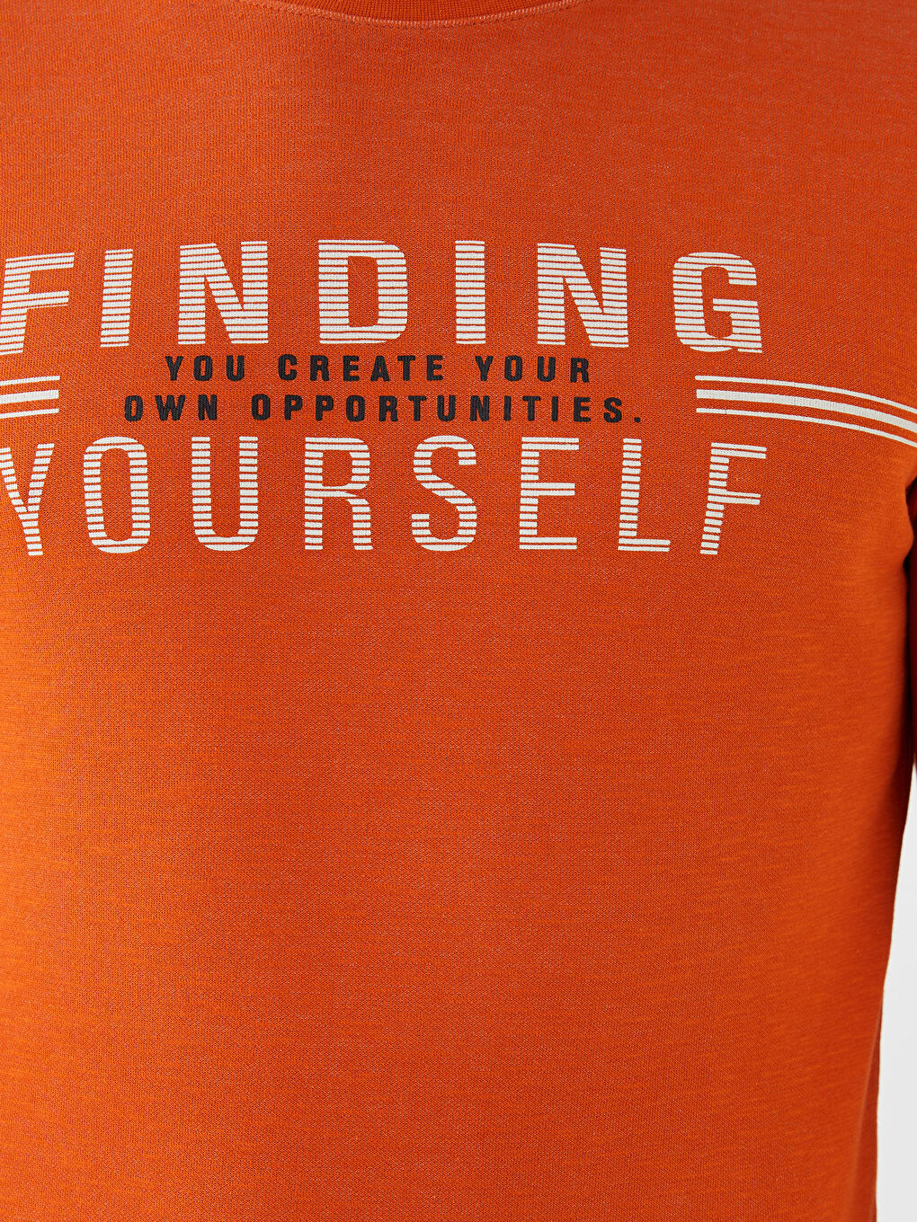 سويت شيرت كم طويل مطبوع بياقة دائرية للرجال-4