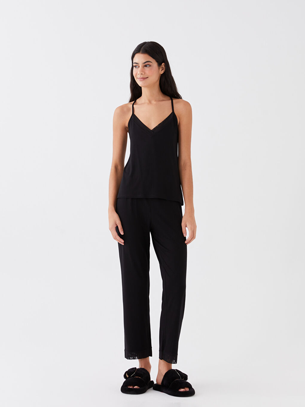 V Neck Plain Strappy Women's Pyjama Set