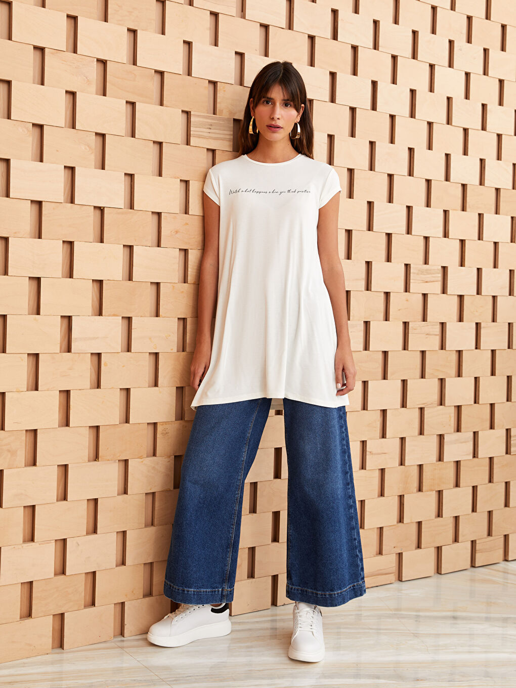 Ekru Bisiklet Yaka Baskılı Kısa Kollu Kadın Tunik-2