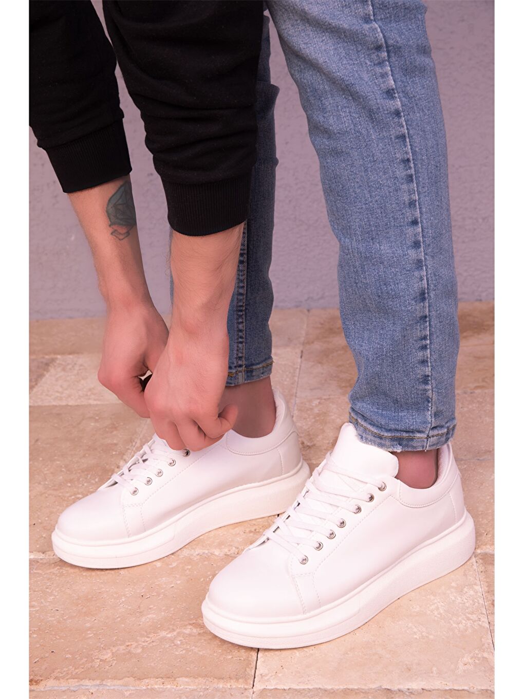 Beyaz Deri Görünümlü Bağcıklı Unisex Spor Ayakkabı-5