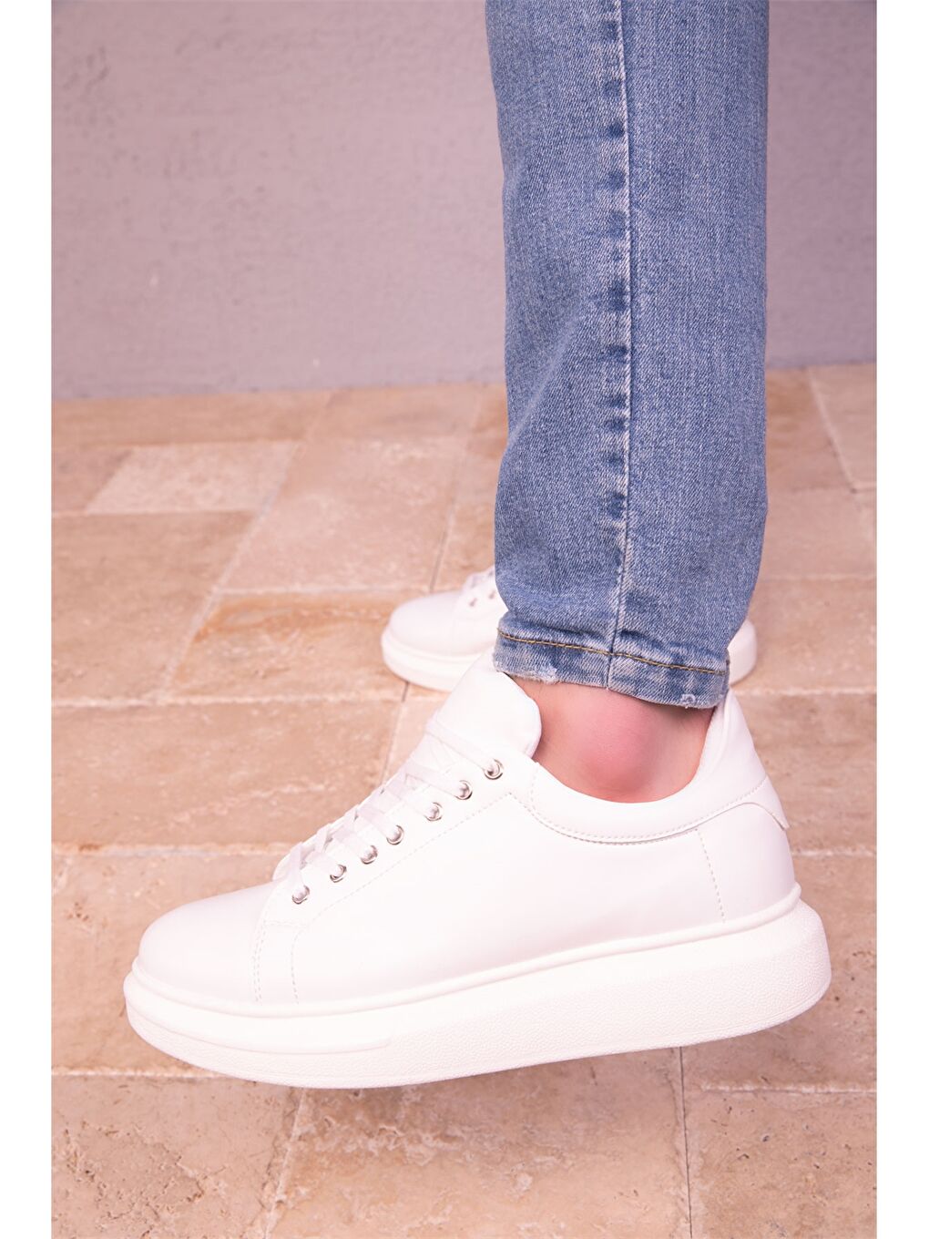 Beyaz Deri Görünümlü Bağcıklı Unisex Spor Ayakkabı-6