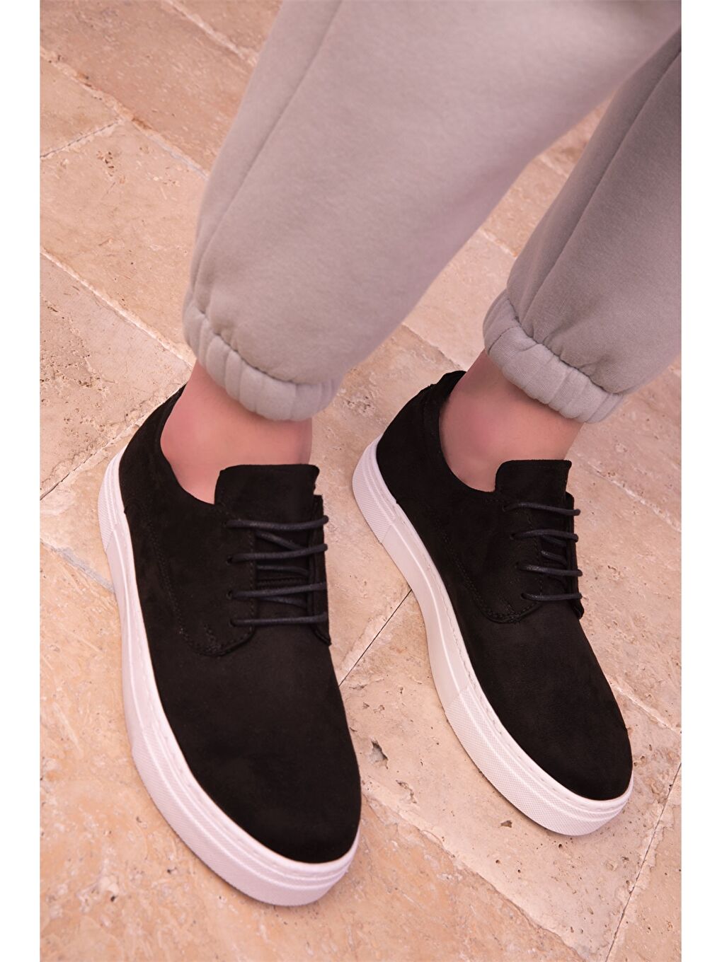 Siyah Süet Görünümlü Bağcıklı Erkek Spor Ayakkabı-2