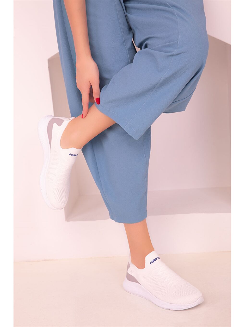 Beyaz File Detaylı Kadın Spor Ayakkabı-3