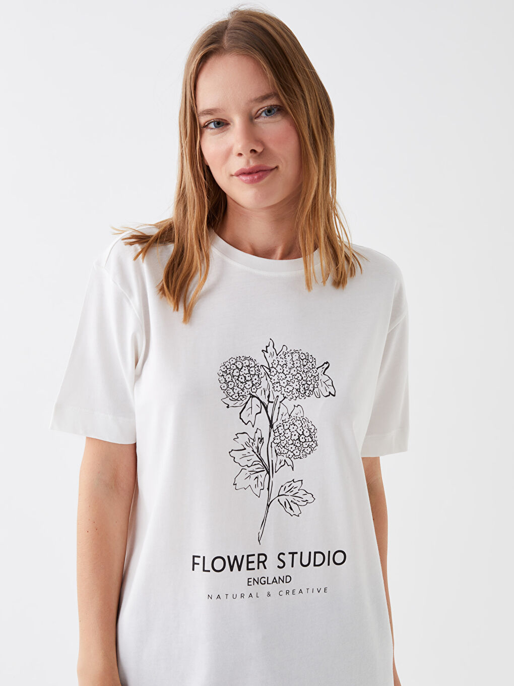 Ekru Bisiklet Yaka Baskılı Kısa Kollu Oversize Kadın Tunik-1