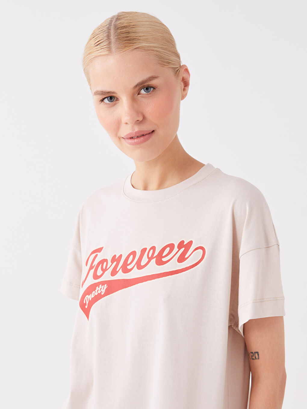 Crew Neck Printed Short Sleeve Oversize Women's Tunic-1