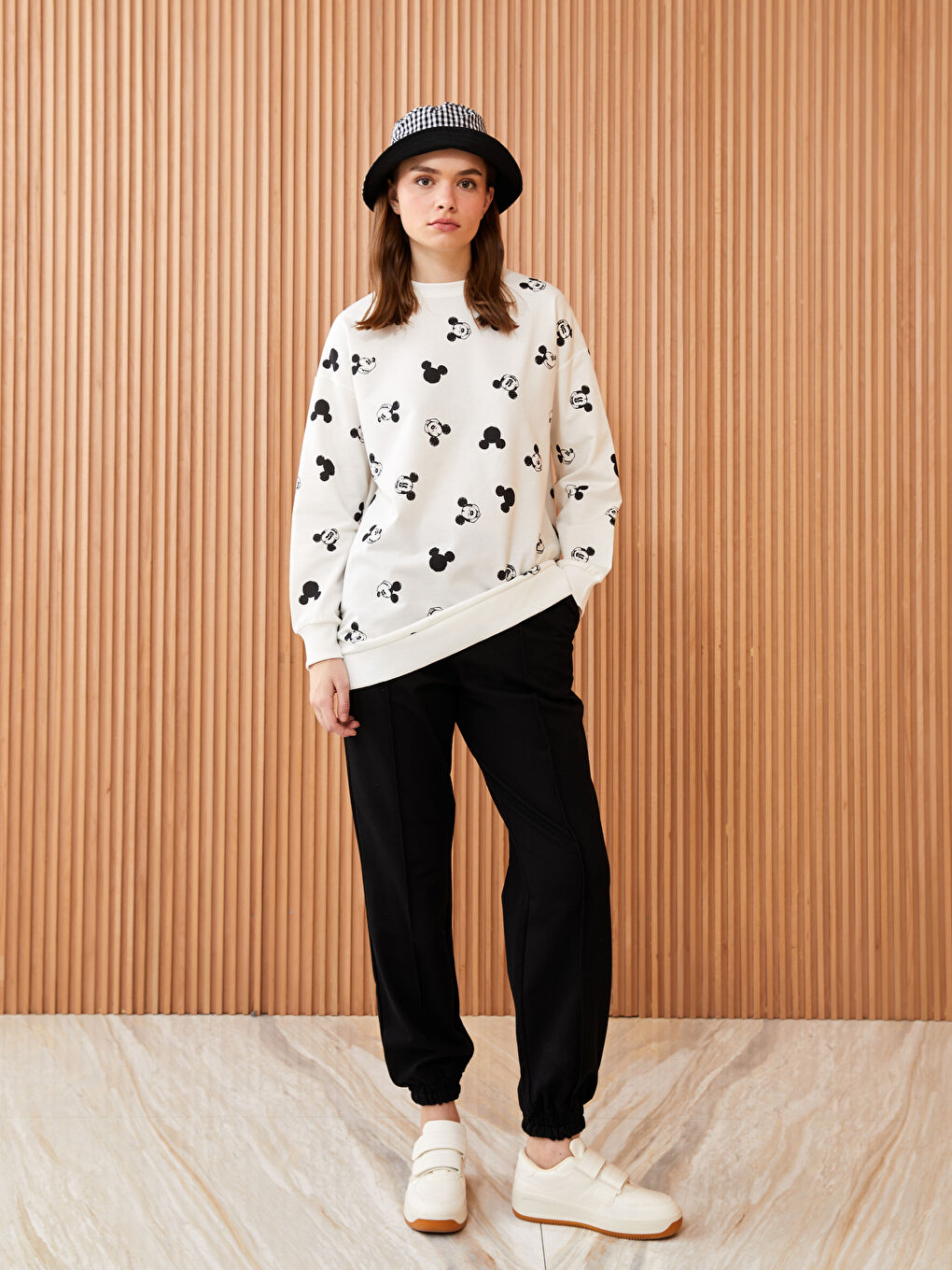 Siyah Kadın Beli Lastikli Düz Jogger Eşofman Altı