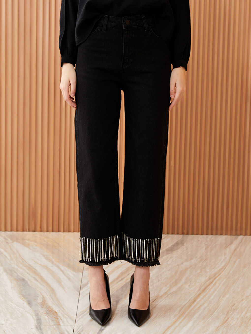 Siyah Straight Fit Taşlı Kadın Jean Pantolon-3