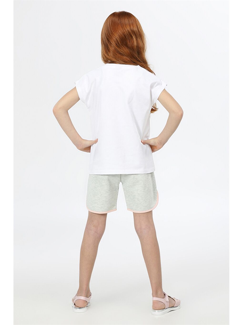 Beyaz Bisiklet Yaka Baskılı Kısa Kollu Kız Çocuk Tişört ve Şort-1