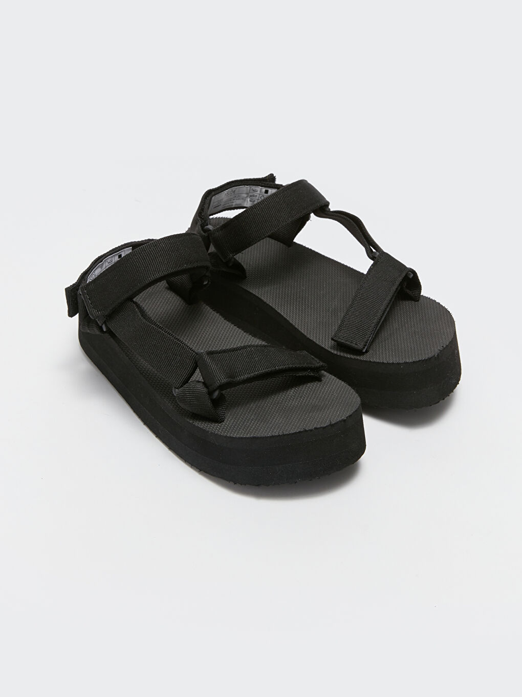 Siyah Cırt Cırtlı Kadın Sandalet