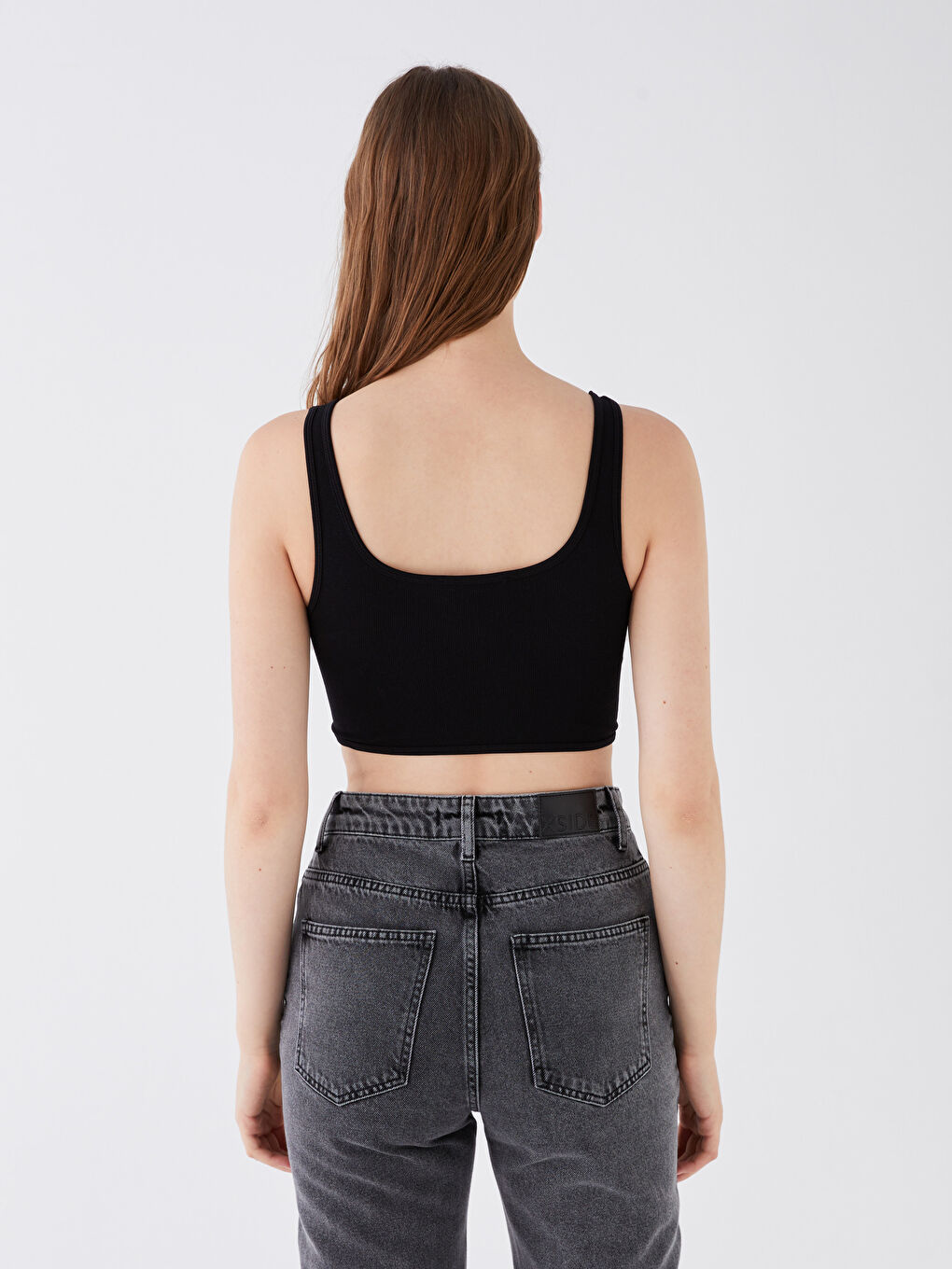 Siyah Kalp Yaka Düz Crop Kadın Büstiyer-4