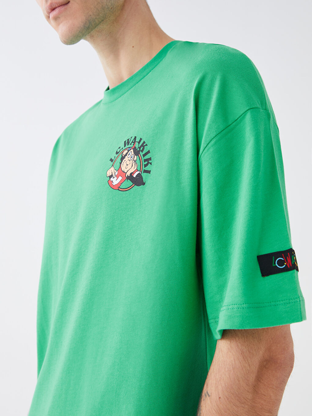 Yeşil Bisiklet Yaka Kısa Kollu Nostaljik Maymun Baskılı Penye Erkek Tişört-3