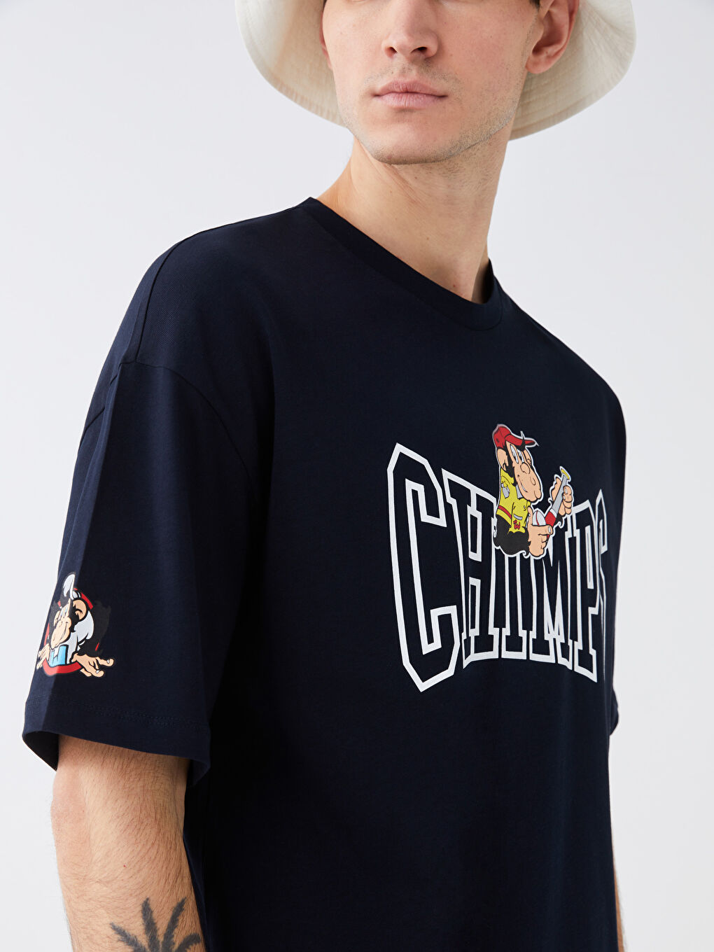 Lacivert Bisiklet Yaka Kısa Kollu Baskılı Penye Erkek Tişört-6