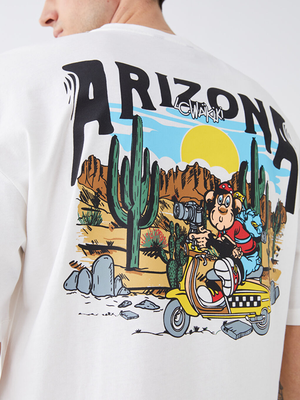 Ekru Bisiklet Yaka Kısa Kollu Baskılı Penye Erkek Tişört-6