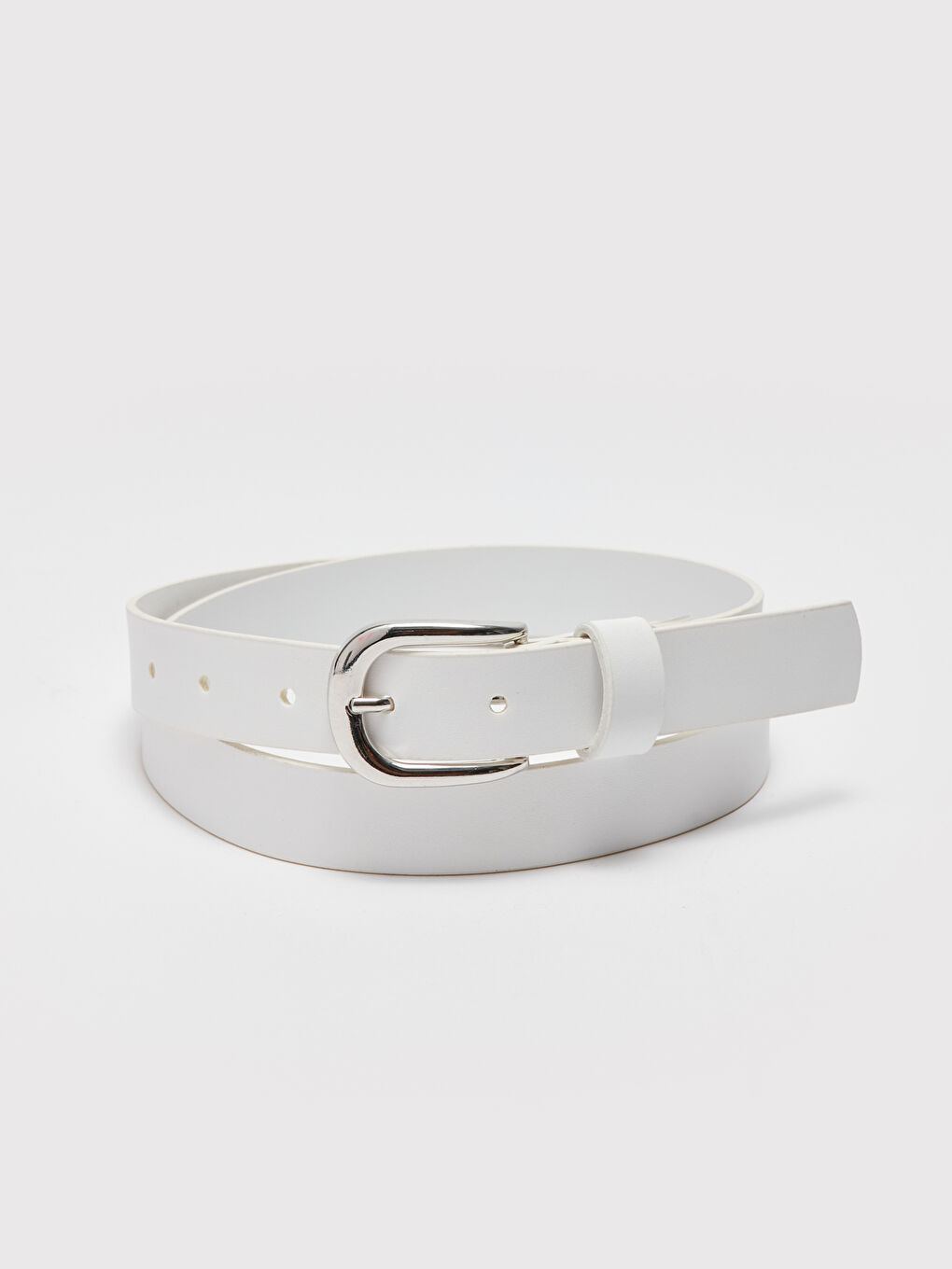 Beyaz Deri Görünümlü Kadın Kemer