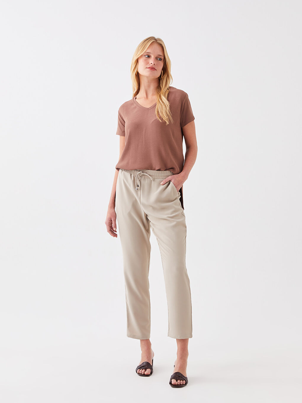 Carrot Fit Plain Aerobin Women's Trousers