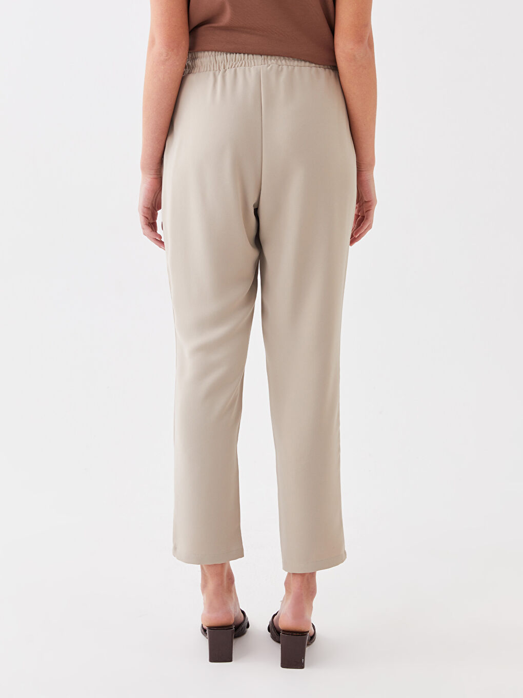 Carrot Fit Plain Aerobin Women's Trousers-4