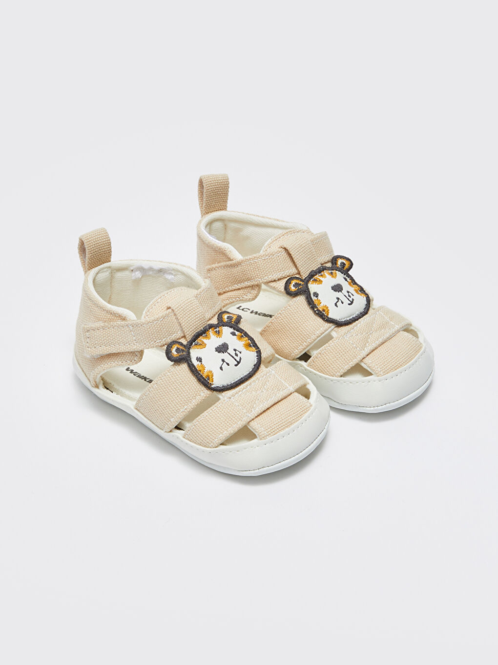 أحذية أولاد رضع بتفاصيل تطريز ثلاثي الأبعاد وإغلاق ڤيلكرو