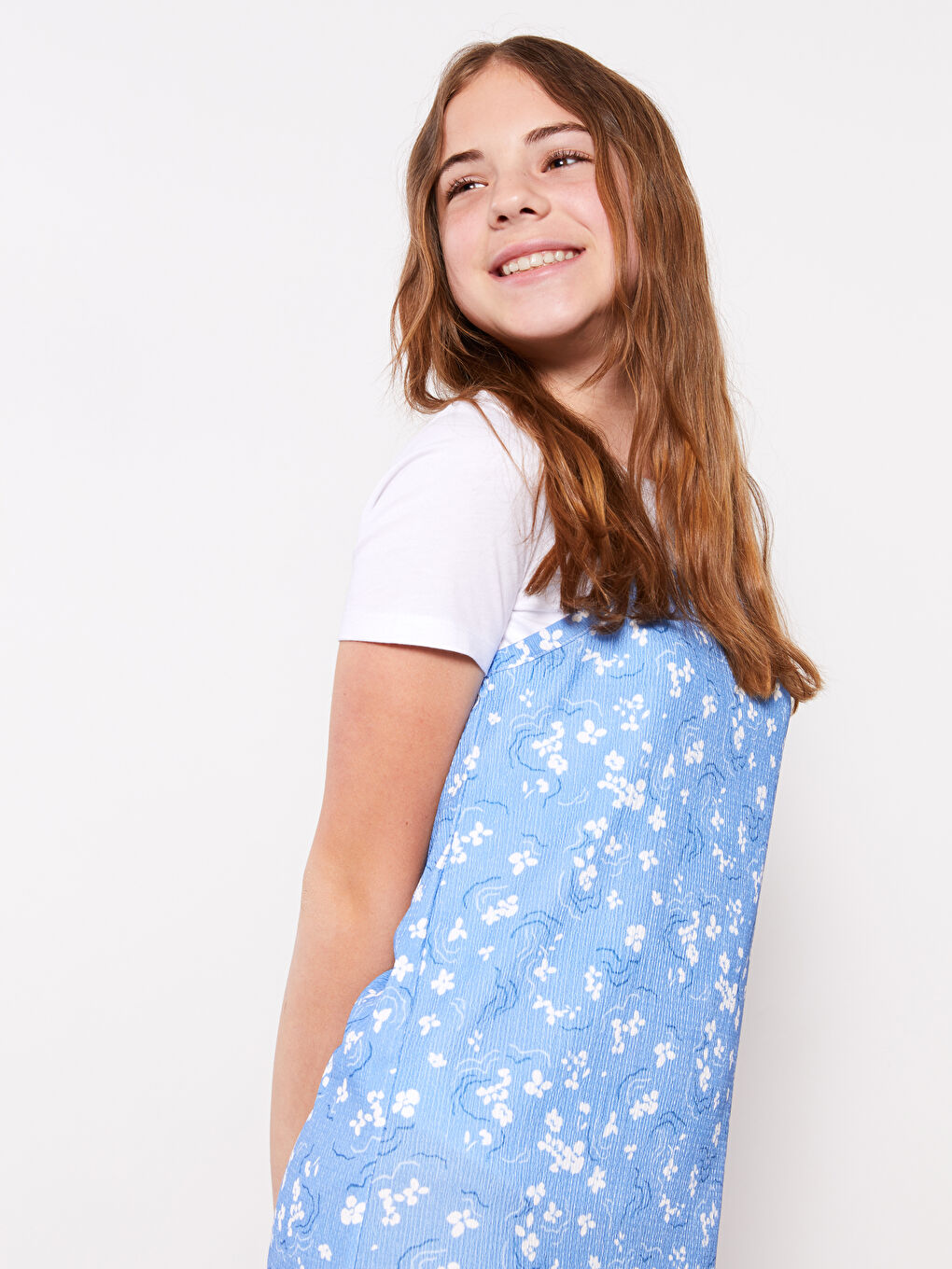 Beyaz Bisiklet Yaka Kız Çocuk Tişört ve Elbise-2