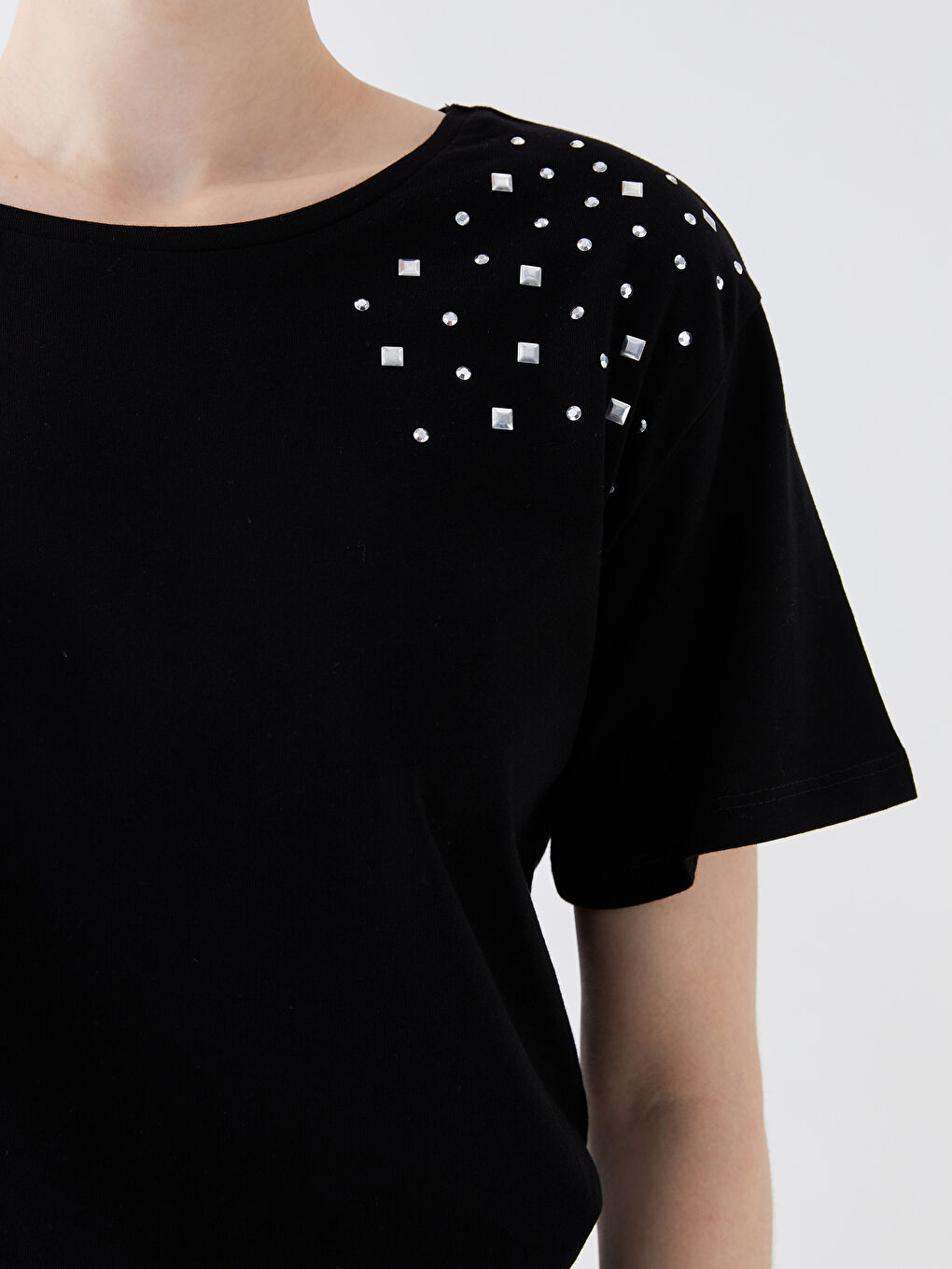 Crew Neck Rhinestone Embellished Short Sleeve Women's T-Shirt-3