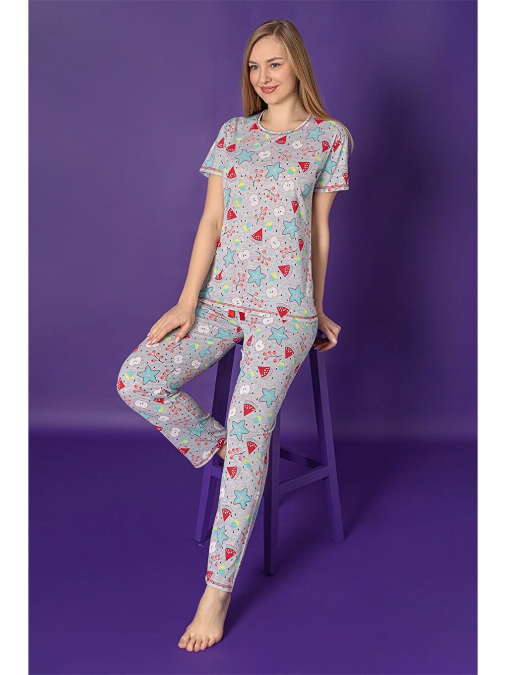 Gri Bisiklet Yaka Kısa Kollu Kadın Pijama Takım-2