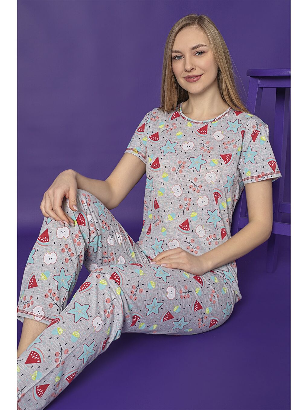 Gri Bisiklet Yaka Kısa Kollu Kadın Pijama Takım-1