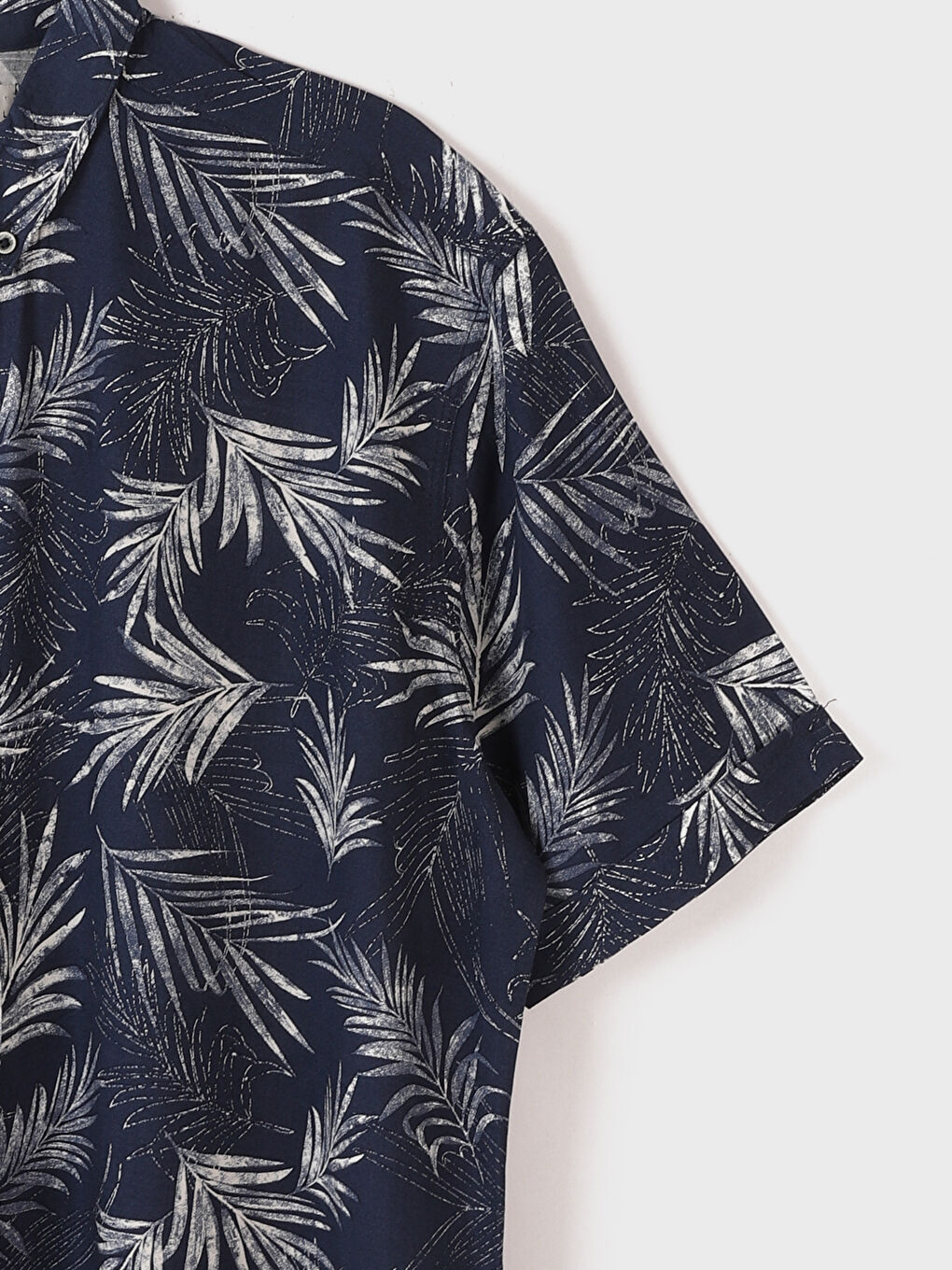 Regular Fit Short Sleeve Patterned Men's Shirt-2