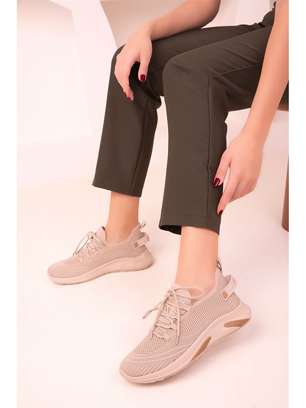 Bej Bağcıklı Kadın Spor Ayakkabı-3